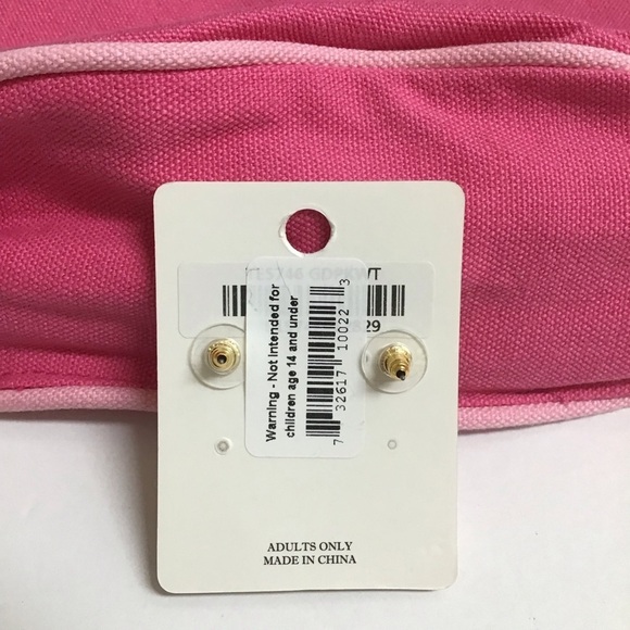 Daisy Enamel Pierced Earrings White Pink Gold Tone Elegant Summer Chic Look NEW - Picture 6 of 9